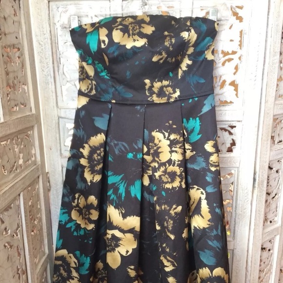 Guess  |  satin dress - Picture 5 of 6